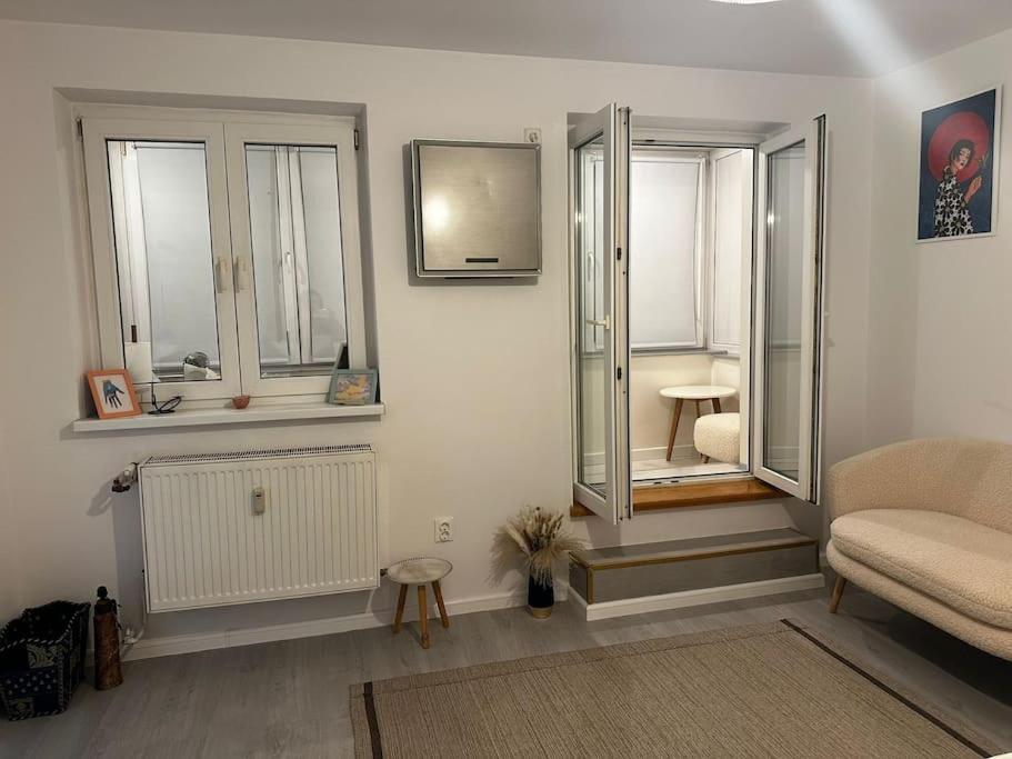 Апартаменты Studio Cozy Piata Victoriei Бухарест Экстерьер фото